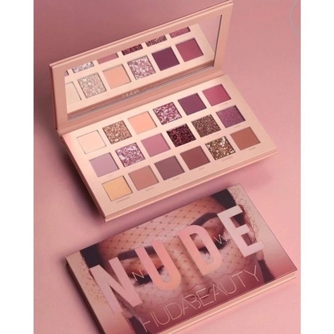 Moda Paleta de sombras nude Huda Beauty