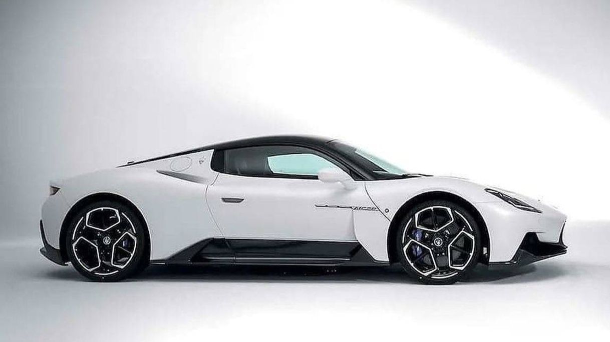 Social Maserati MC20