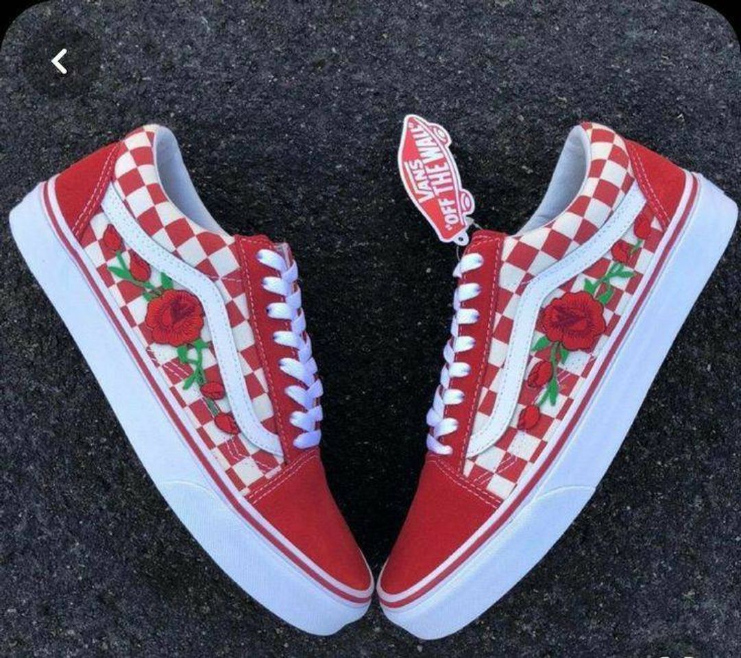 Moda Vans red roses