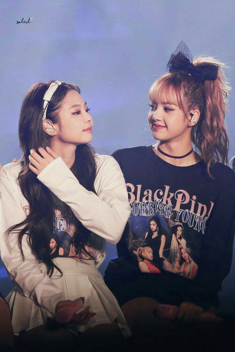 Fashion Jenlisa😍❤