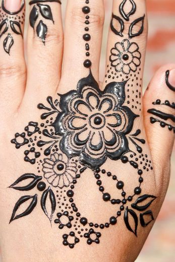 Mehndi tatoo de henna