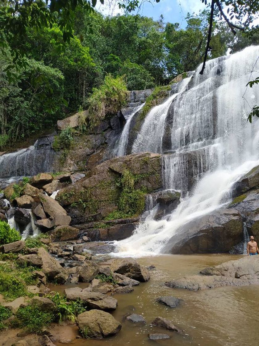 Lugar Bueno Brandão