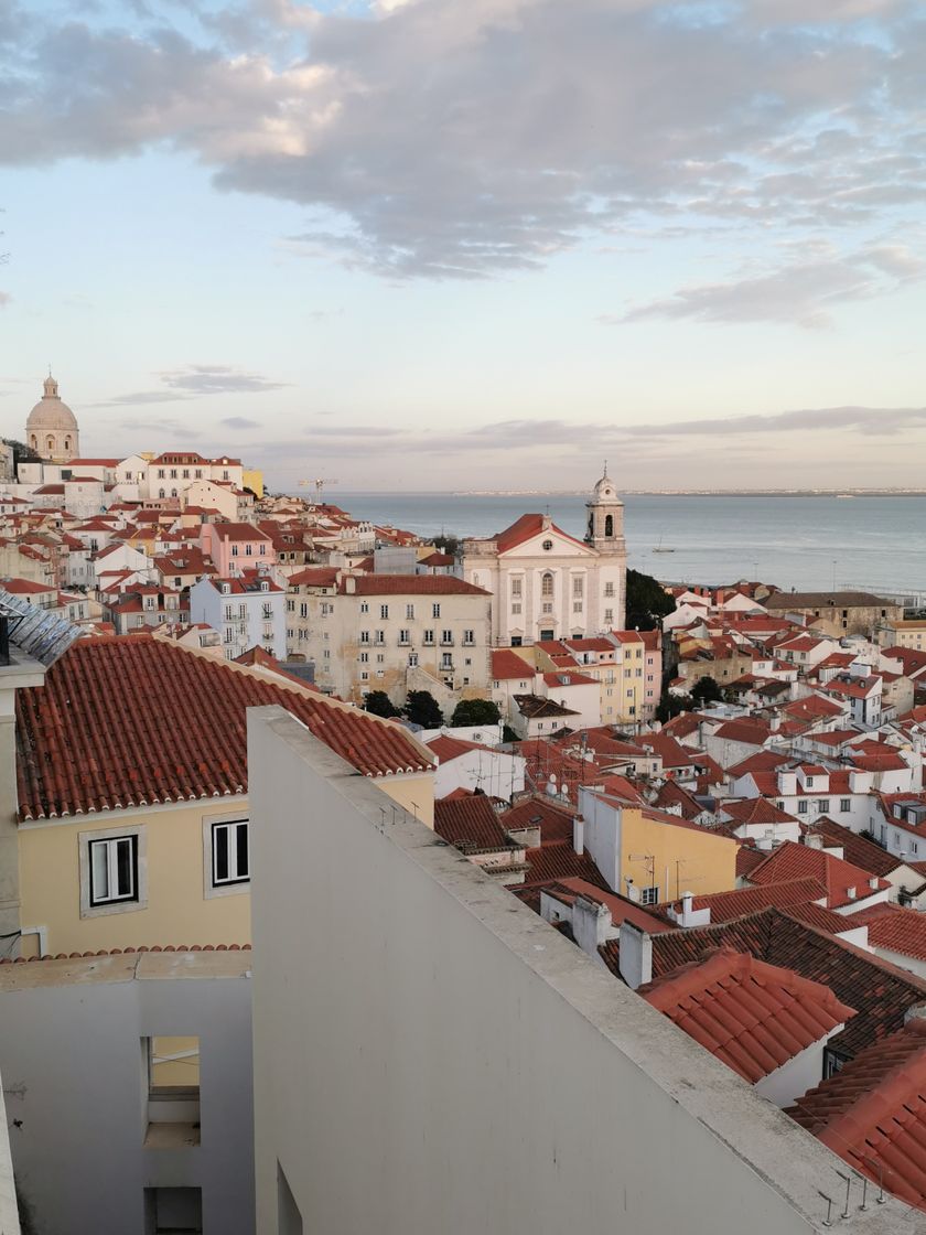 Lugares Miradouro de Santa Luzia