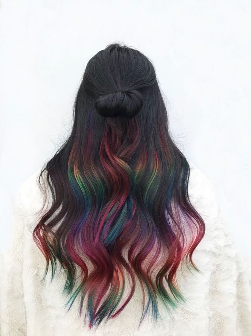 Moda Black and rainbow hair