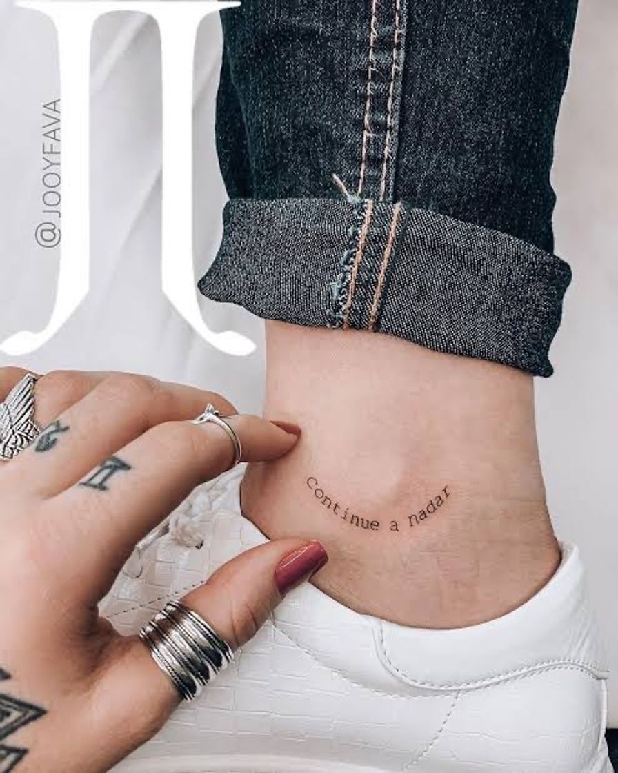 Moda tatuagens delicadas 