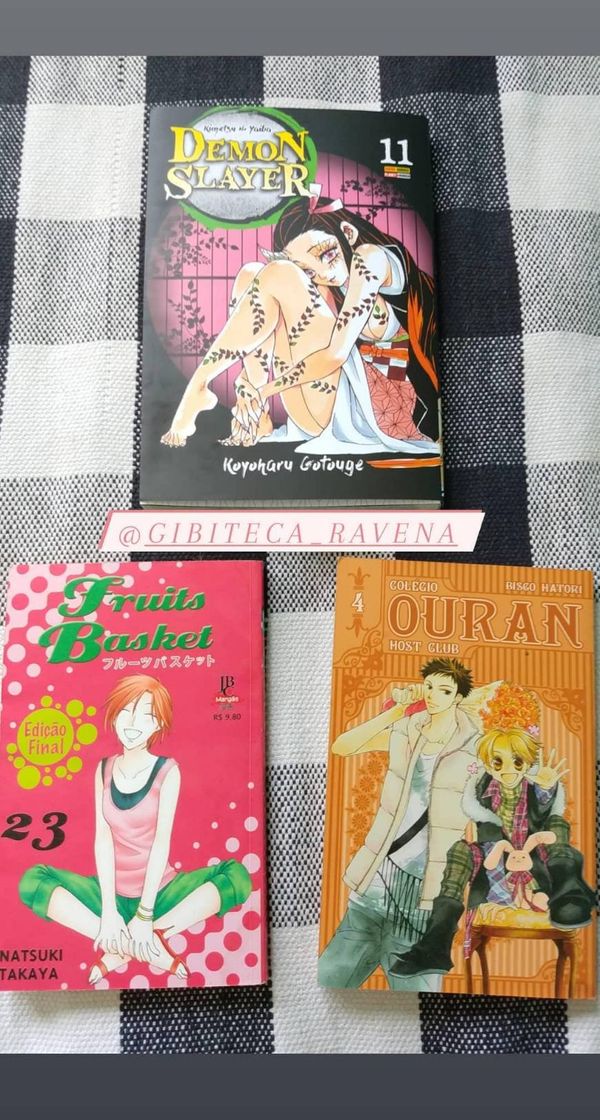 Moda Kimetsu no yaiba,fruits basket e ouran high school host club