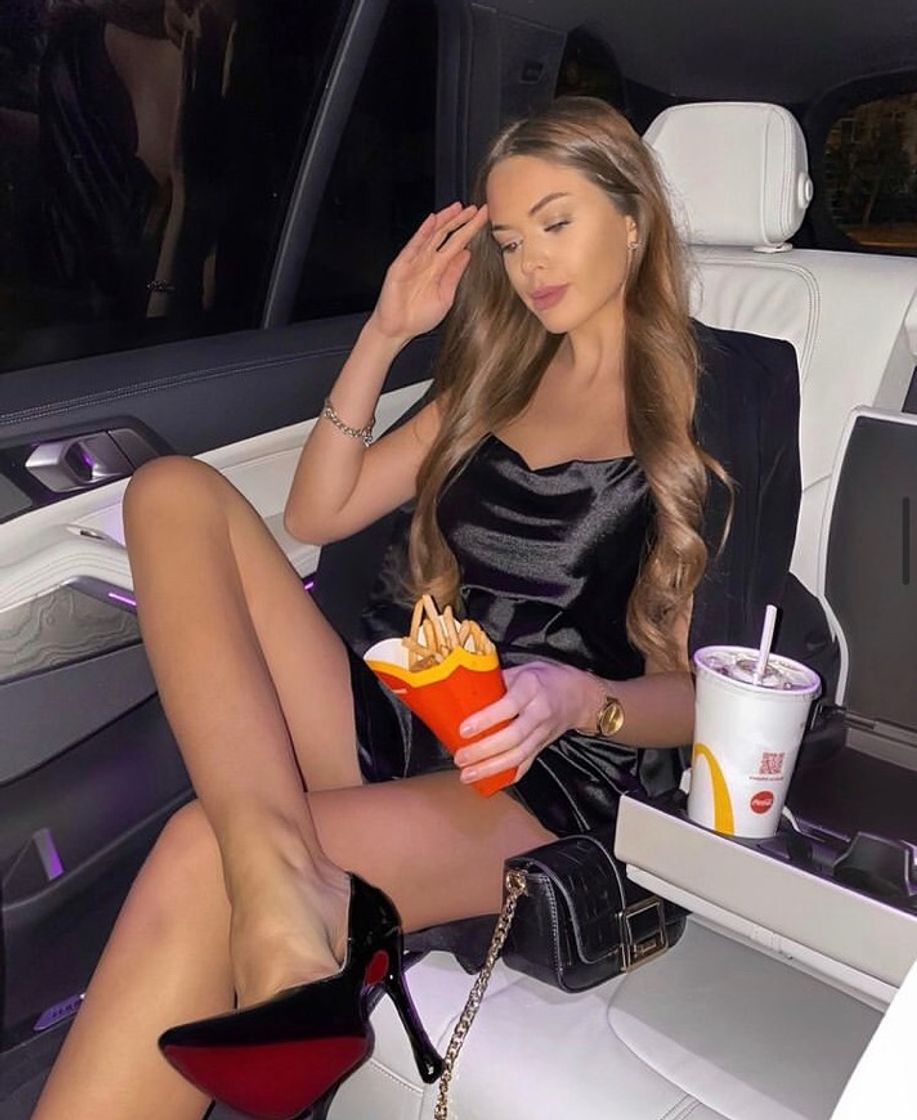 Fashion Perfect ending to any party 🍟🥤🥰