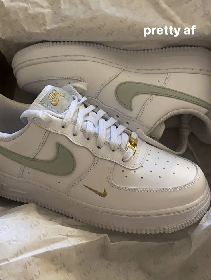 Social Nike feminino 
