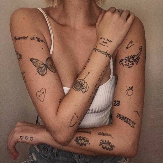 Inspiração de tatuagem nos braços