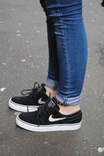 tênis nike stefan janoski 🖤