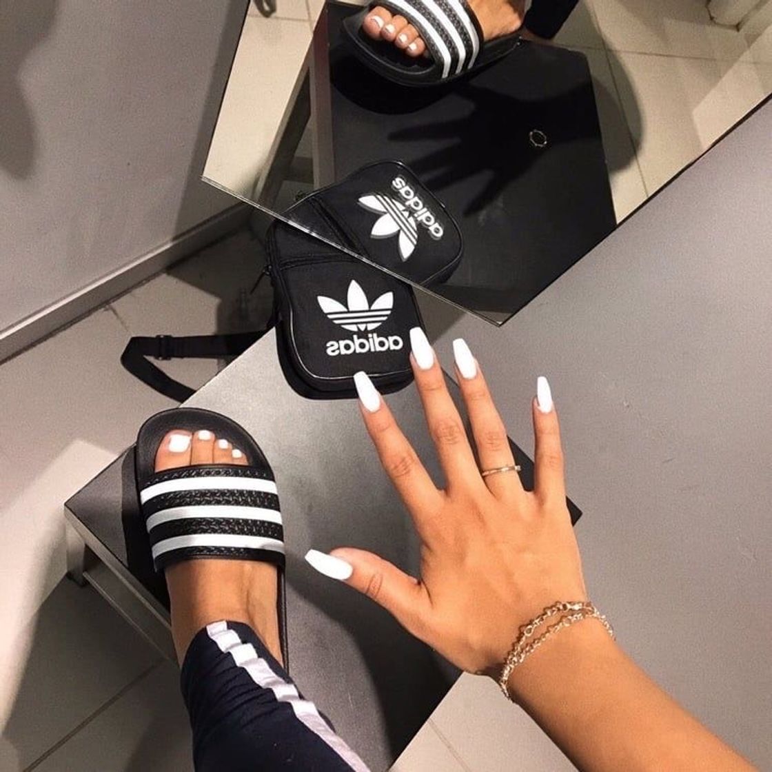 Social adidas Adilette Shower, Chanclas para Hombre, Azul