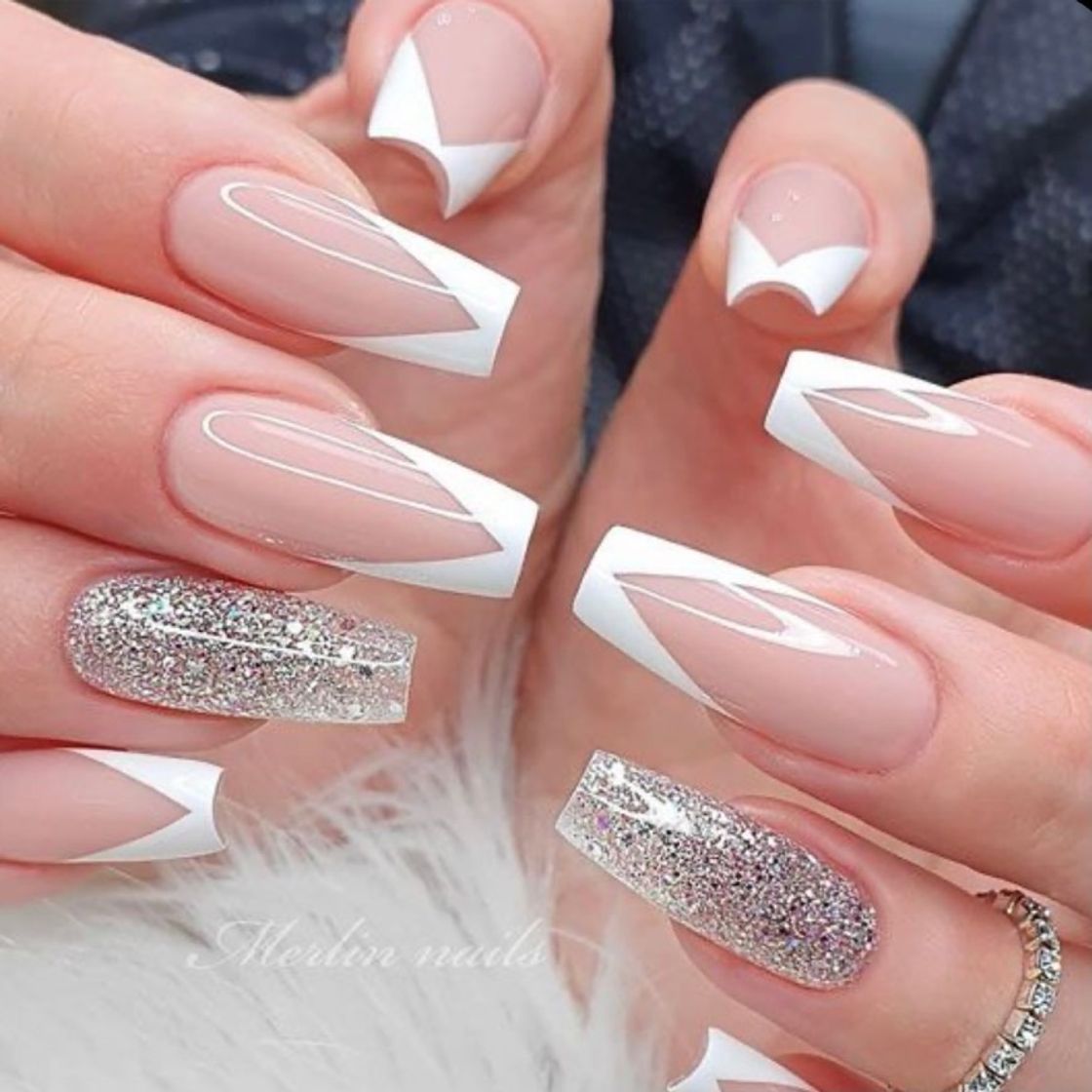 Moda Expiração de unhas 