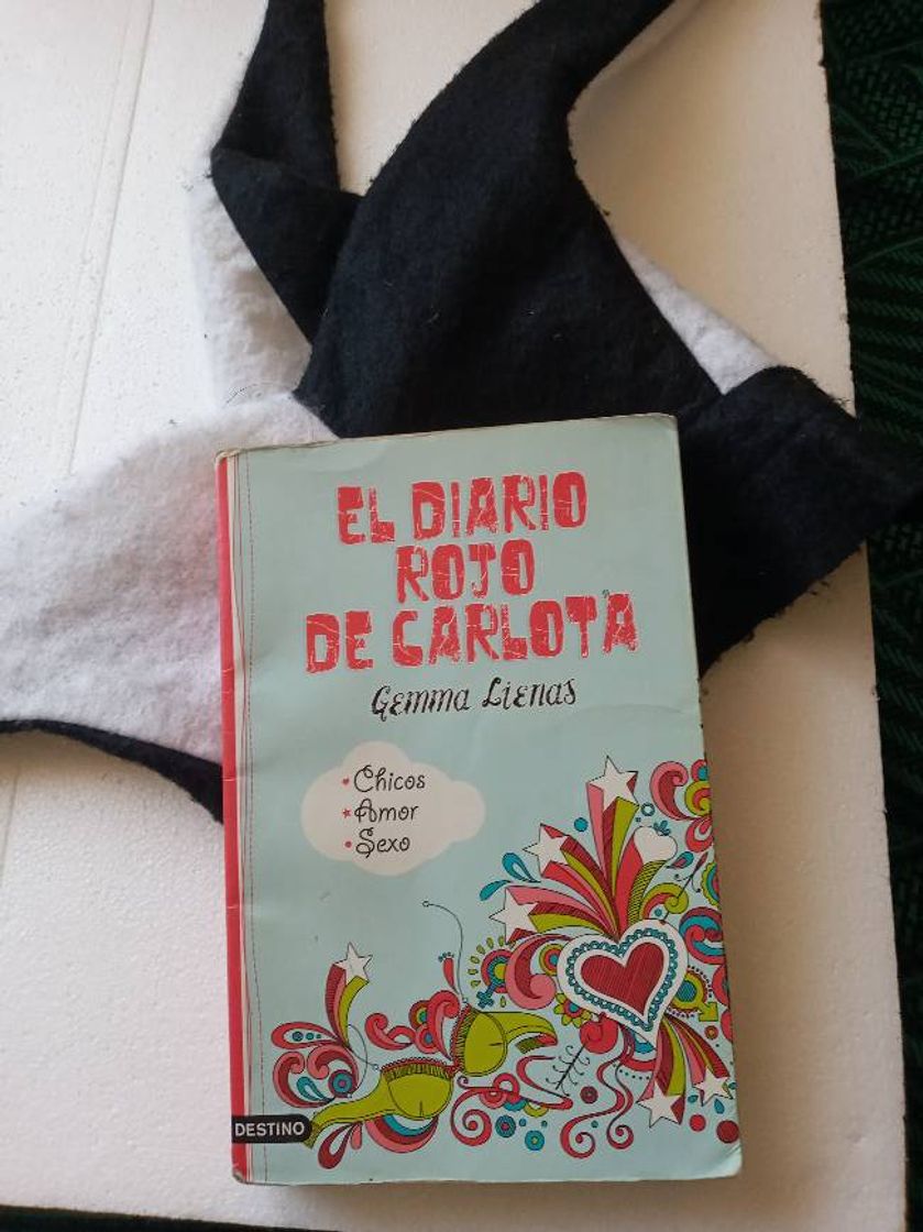 Book El diario rojo de Carlota