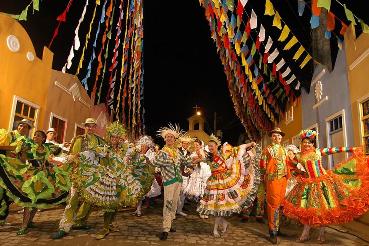 Places O Maior São João do Mundo CG