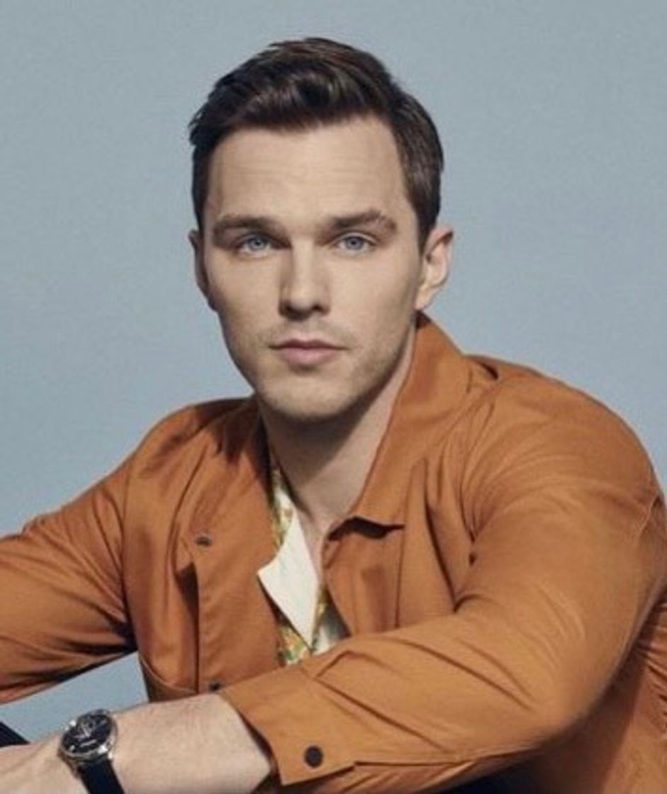 Moda Nicholas Hoult 