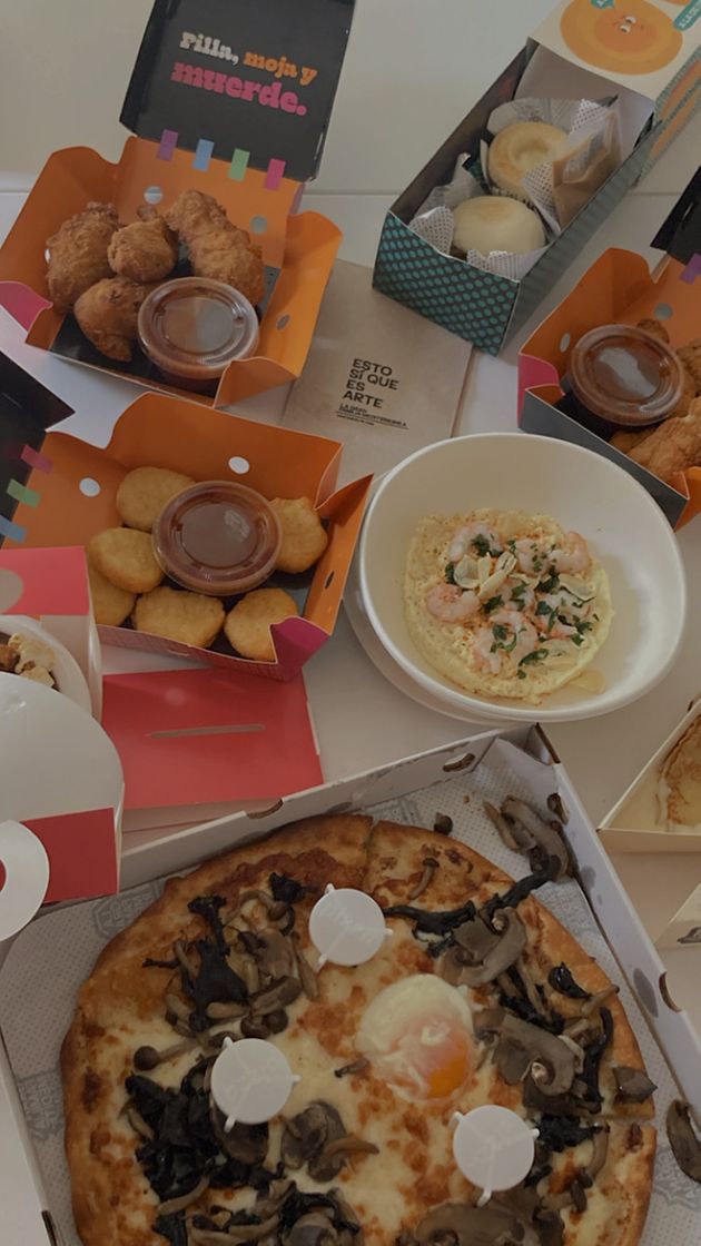 Restaurantes La gran familia mediterránea delivery 🤤 todo increíble!