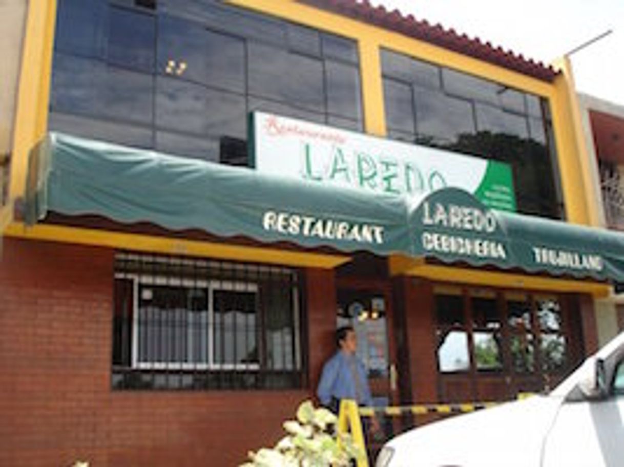 Fashion Laredo Restaurant Trujillano 