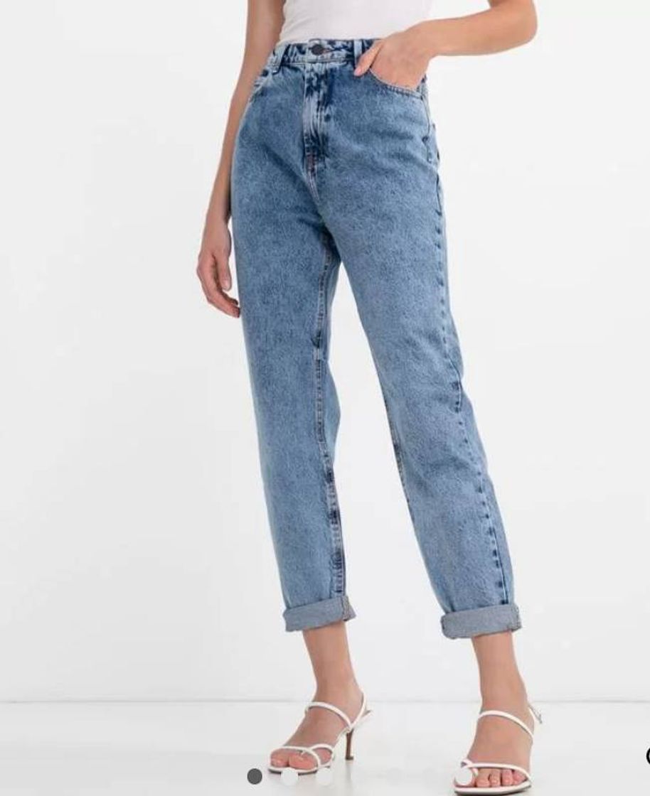 Moda Calça Mom Jeans Lisa com Barra Dobrada Azul