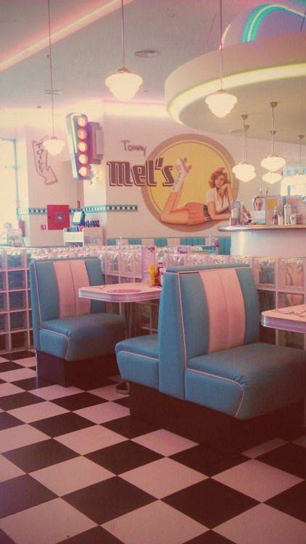 Moda Tommy Mel's