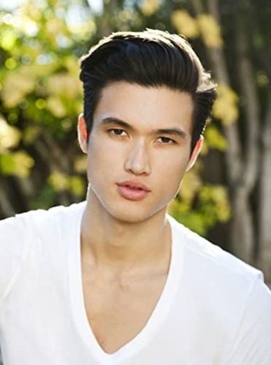 Charles Melton - Reggie Mantle