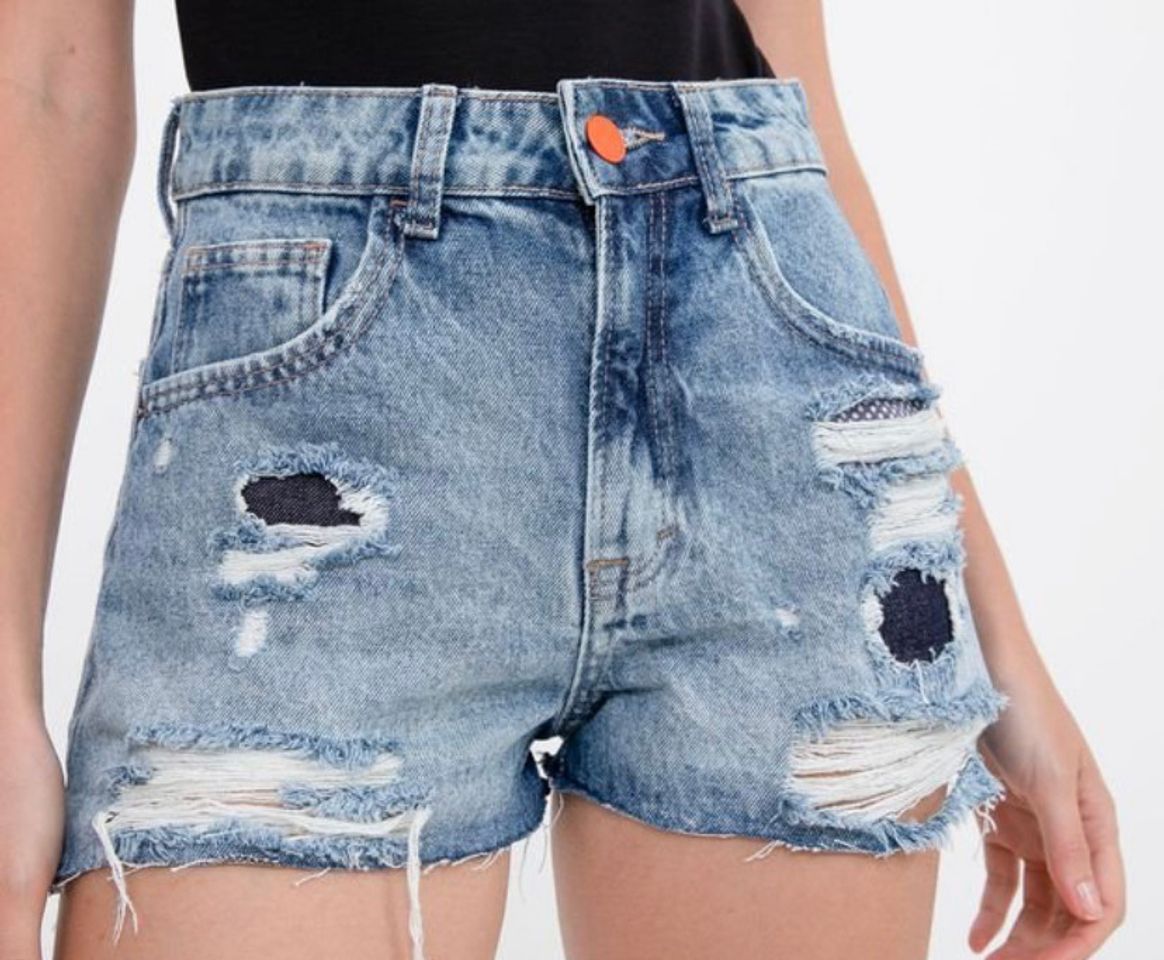 Moda Short Cintura Alta Jeans com Rasgos e Barra Desfiada Azul