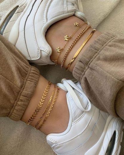 gold anklet 