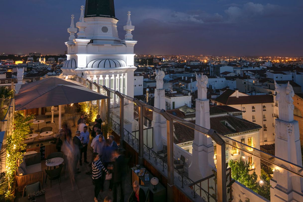 Place Radio Rooftop Bar Madrid