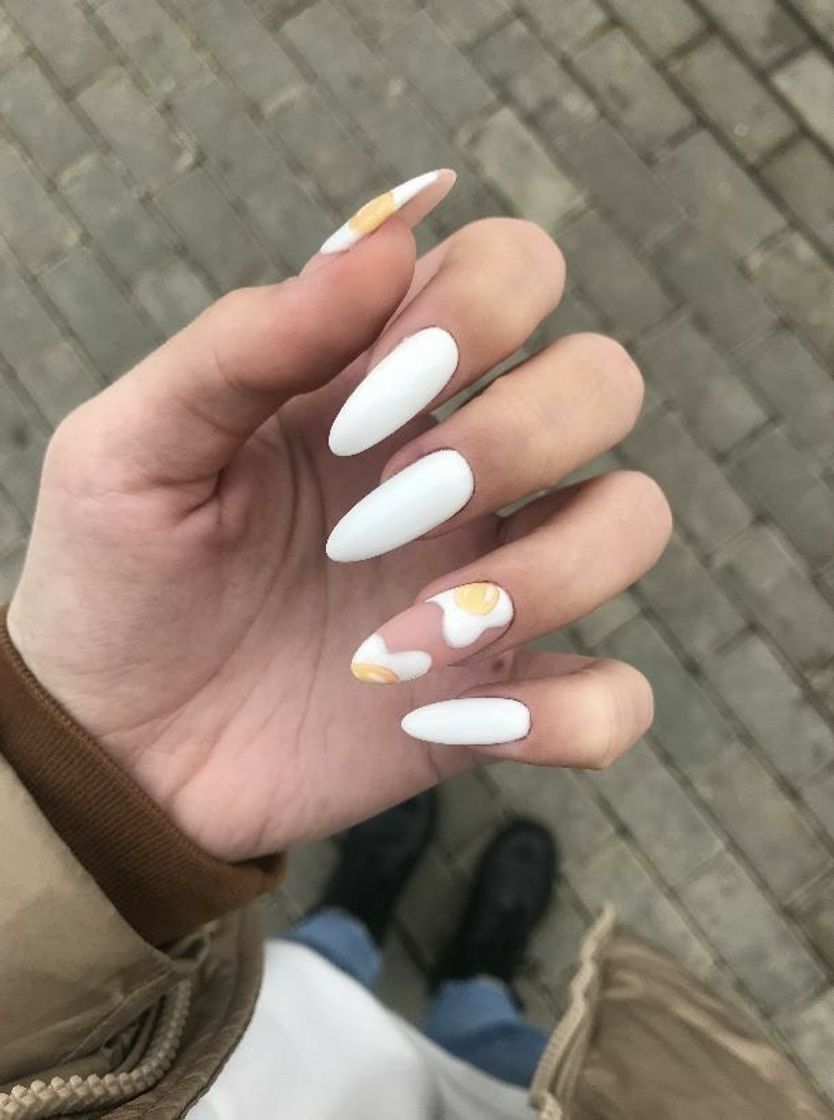 Moda unhas de ovo