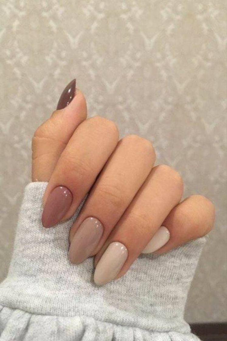 Fashion Unhas com tons de nude! 