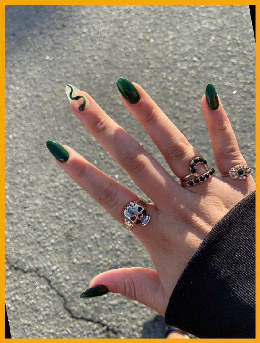 Social nails 7