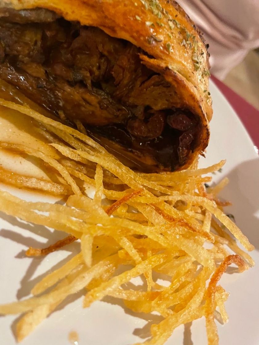 Lugar Fonda Biayna