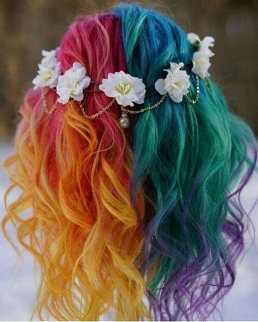 Moda Colorido com mechas 😍