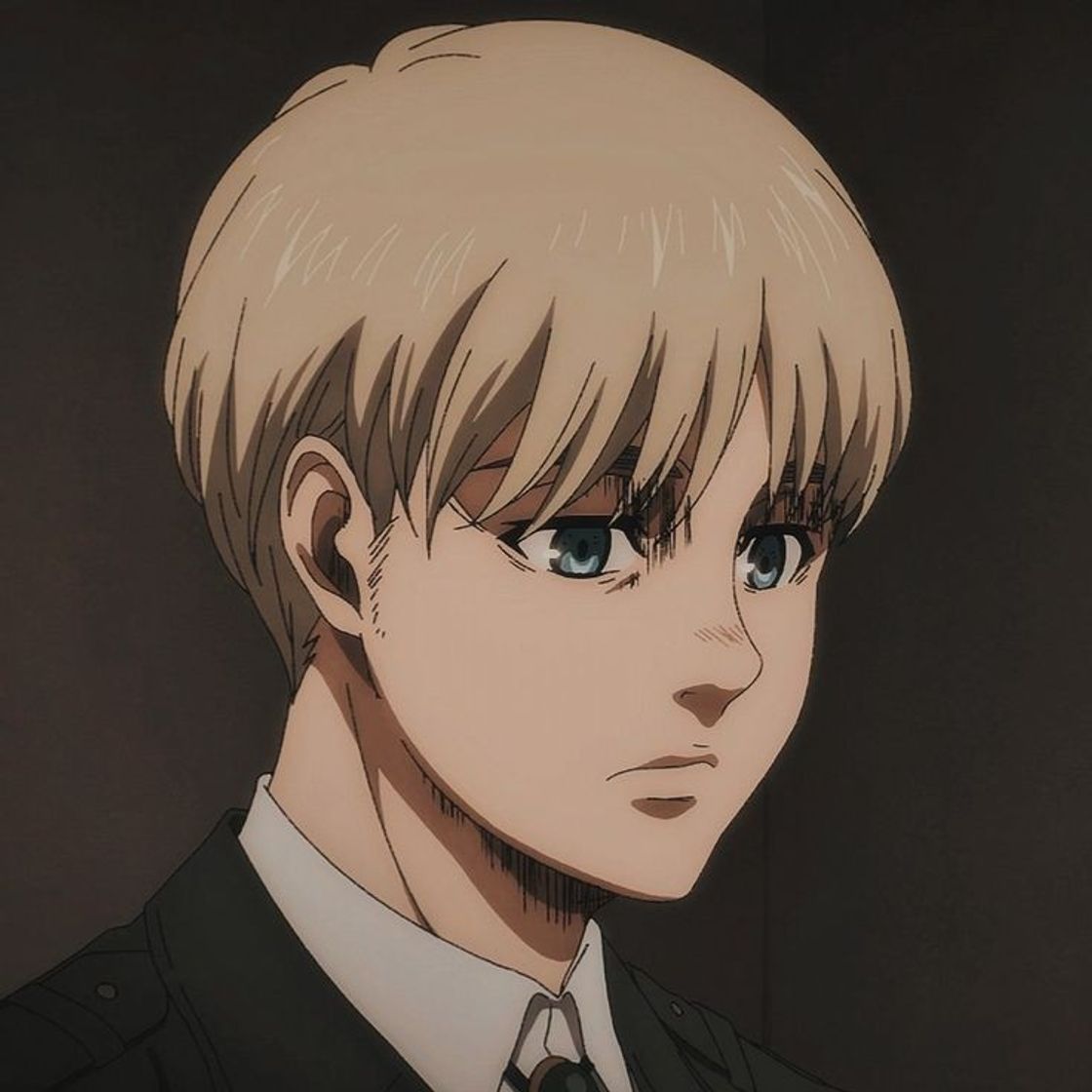 Social Armin Arlert