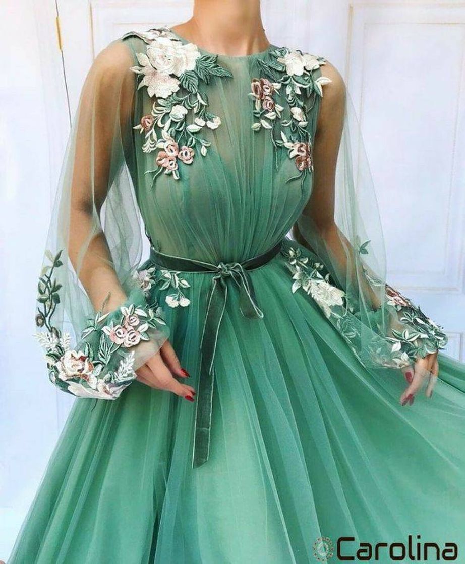 Moda Vestido verde com rosa 