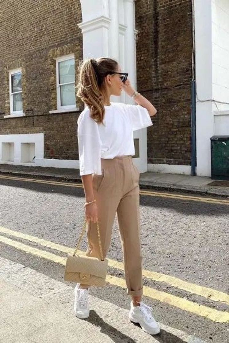 Social Estilo elegante com tênis