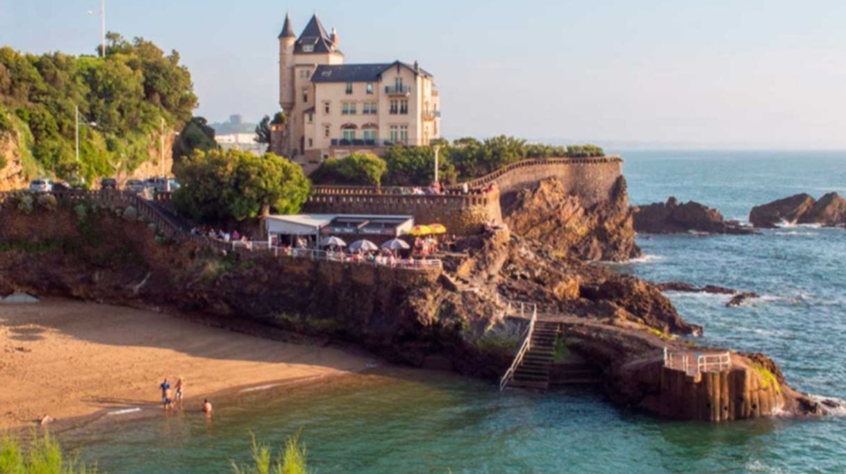 Place Biarritz