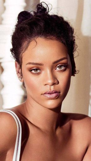 Rihanna ✨