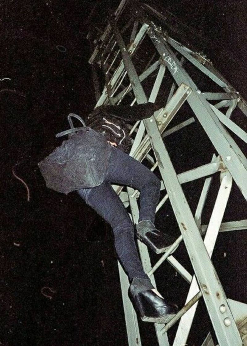 Social Grunge aesthetic 