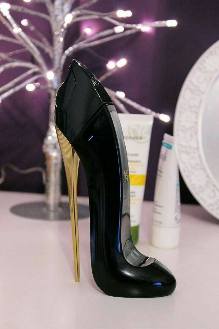 Social Caroline herrera perfume