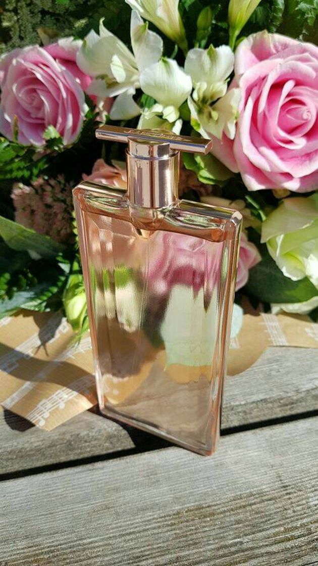 Social Idole perfume