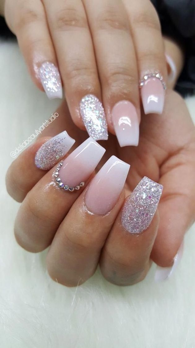 Moda Nails bem noivinha 🥰