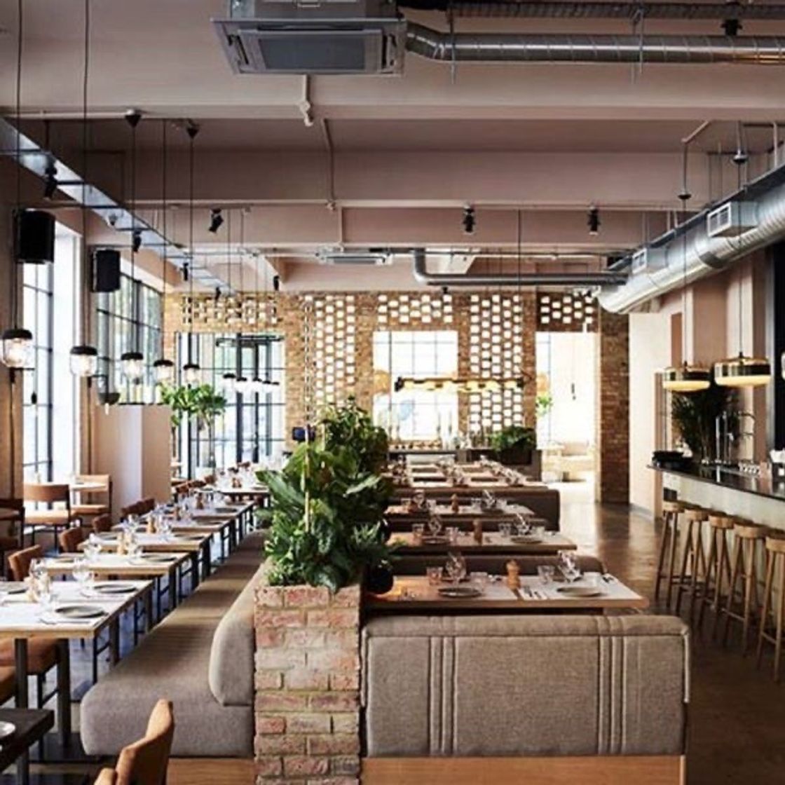 Restaurants Caravan Fitzrovia | Outdoor Dining, Takeaway & Coffee