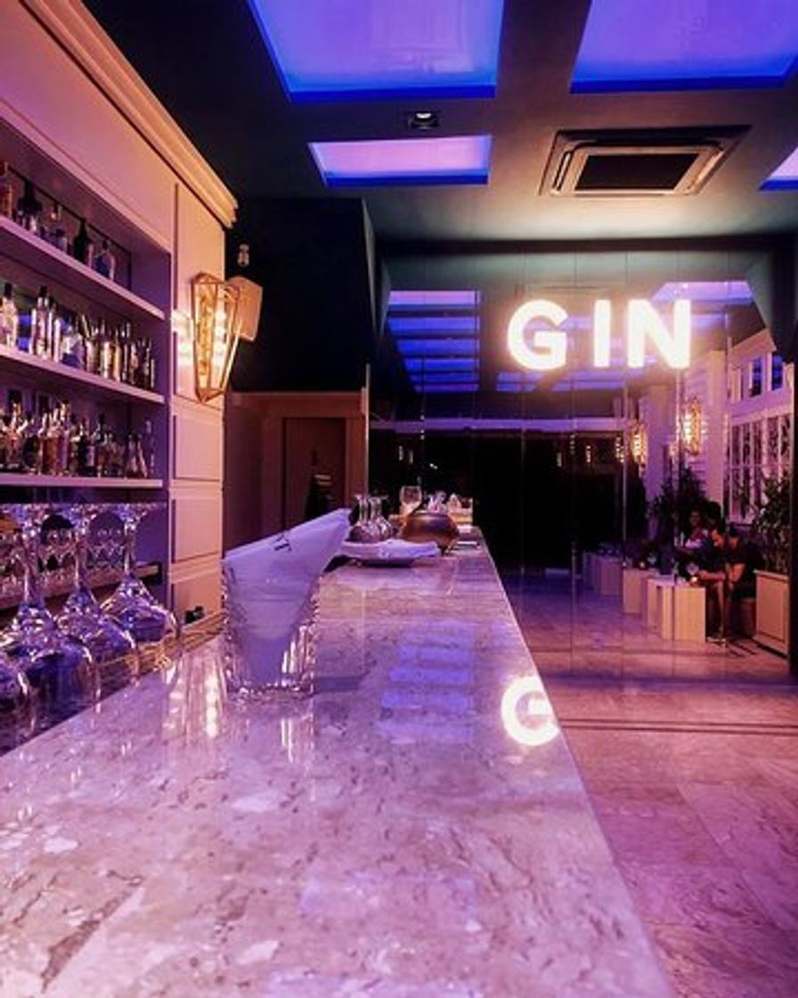 Restaurantes G&T Bar