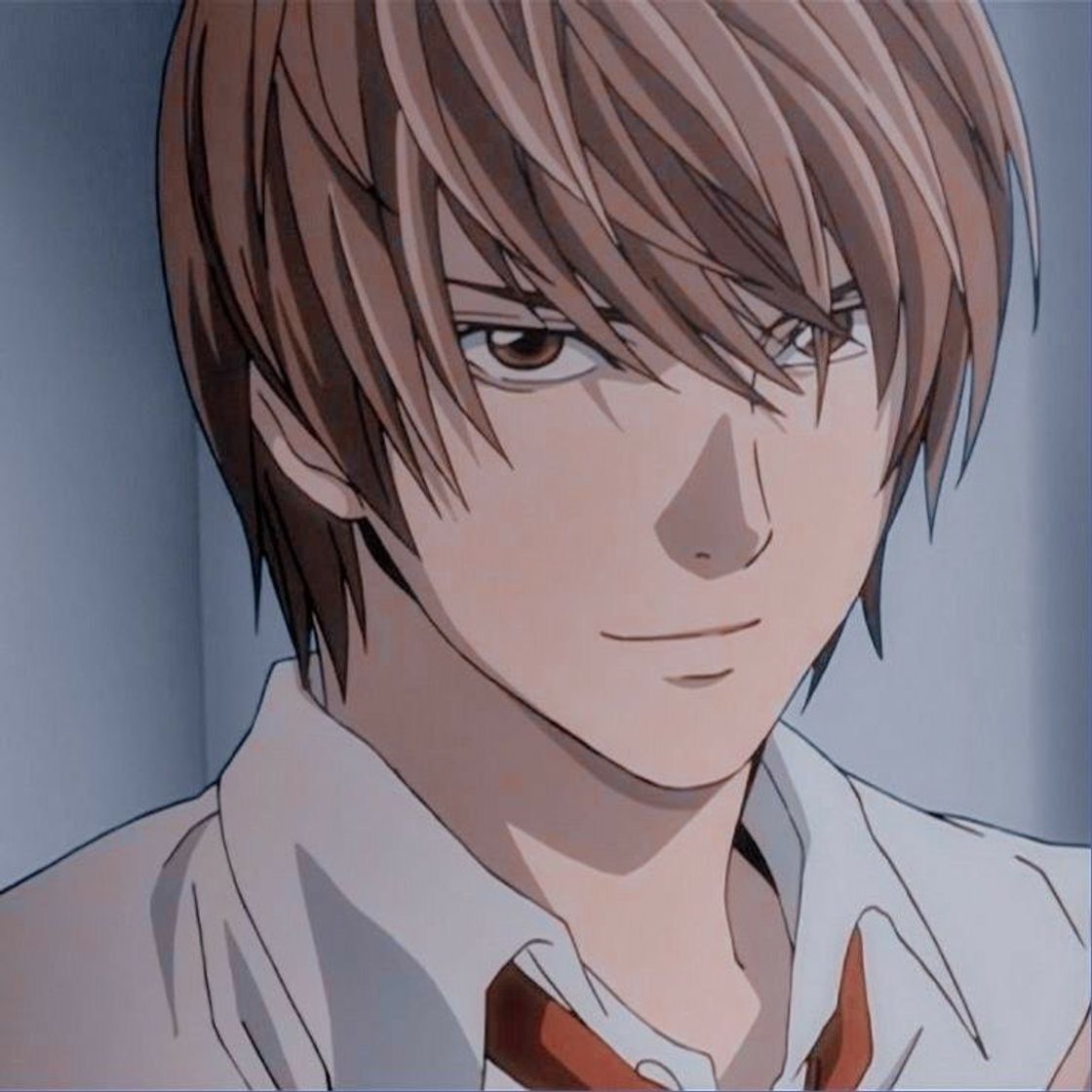 Moda Yagami Light 