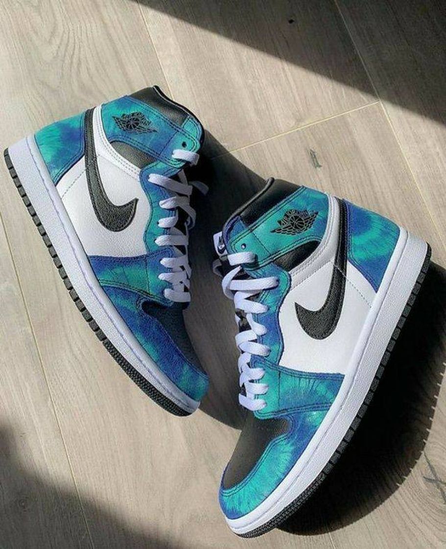 Social jordan 1 retro high tie dye