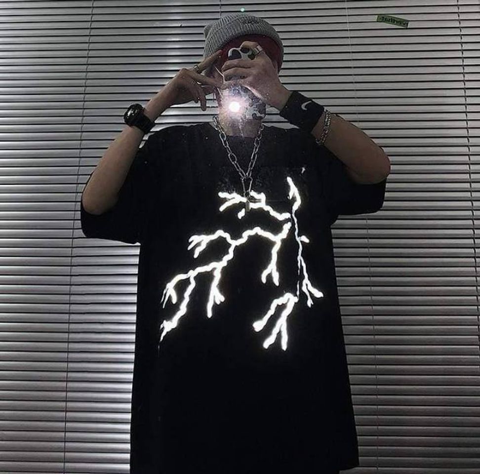 Moda LIGHTING REFLECTIVE HARAJUKU TEE

