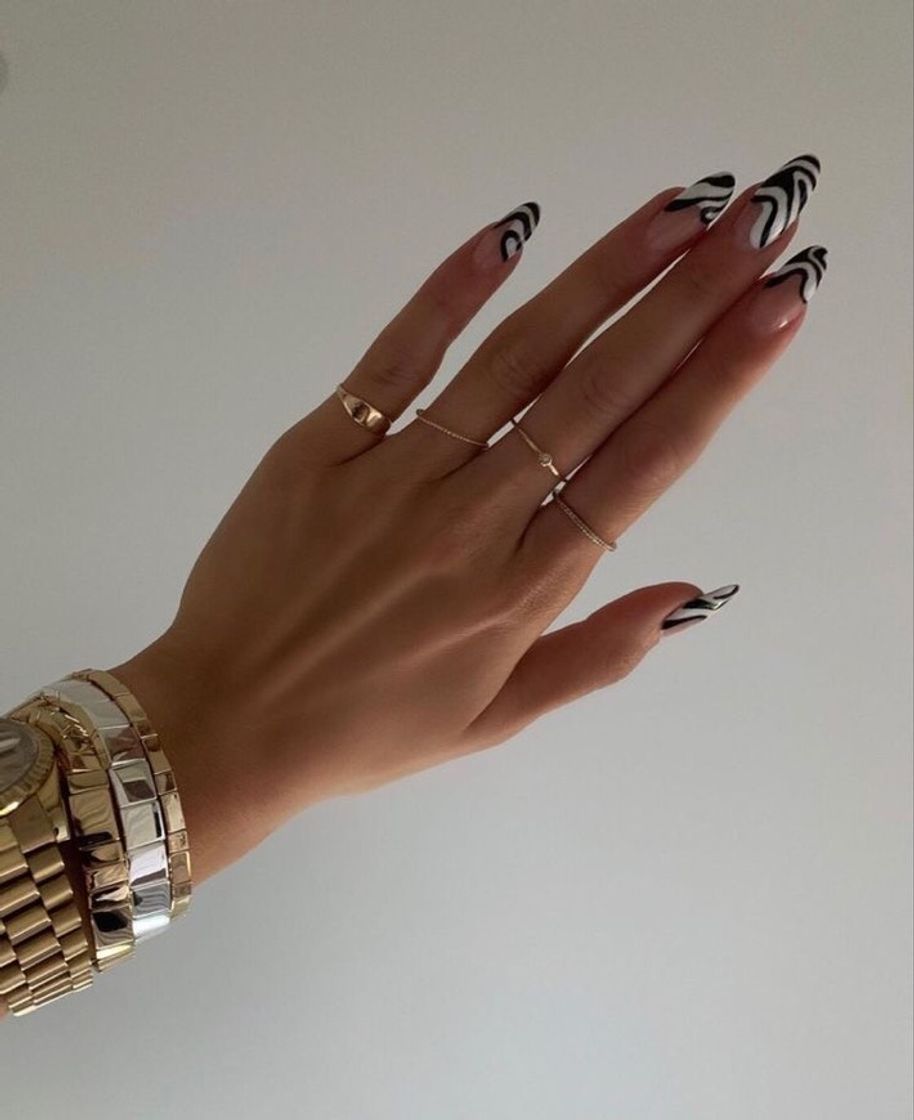 Moda Unhas animal print