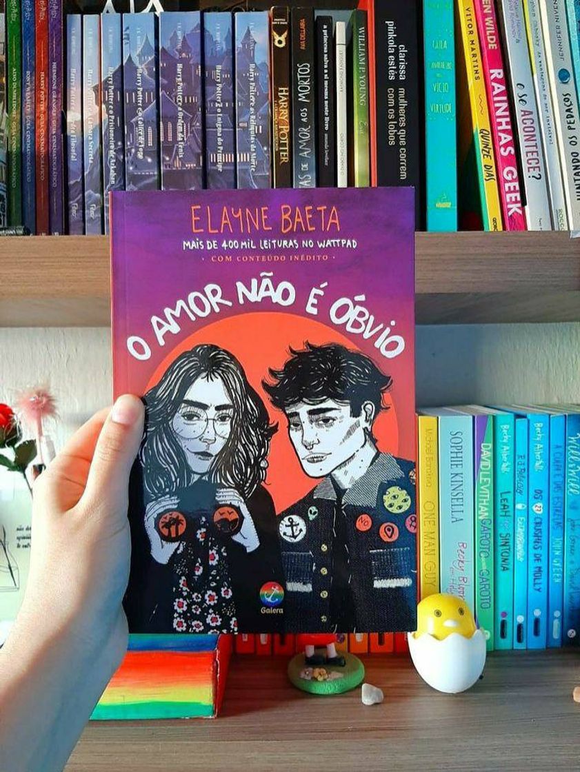 Libro O Amor não é óbvio - Elayne Baeta 