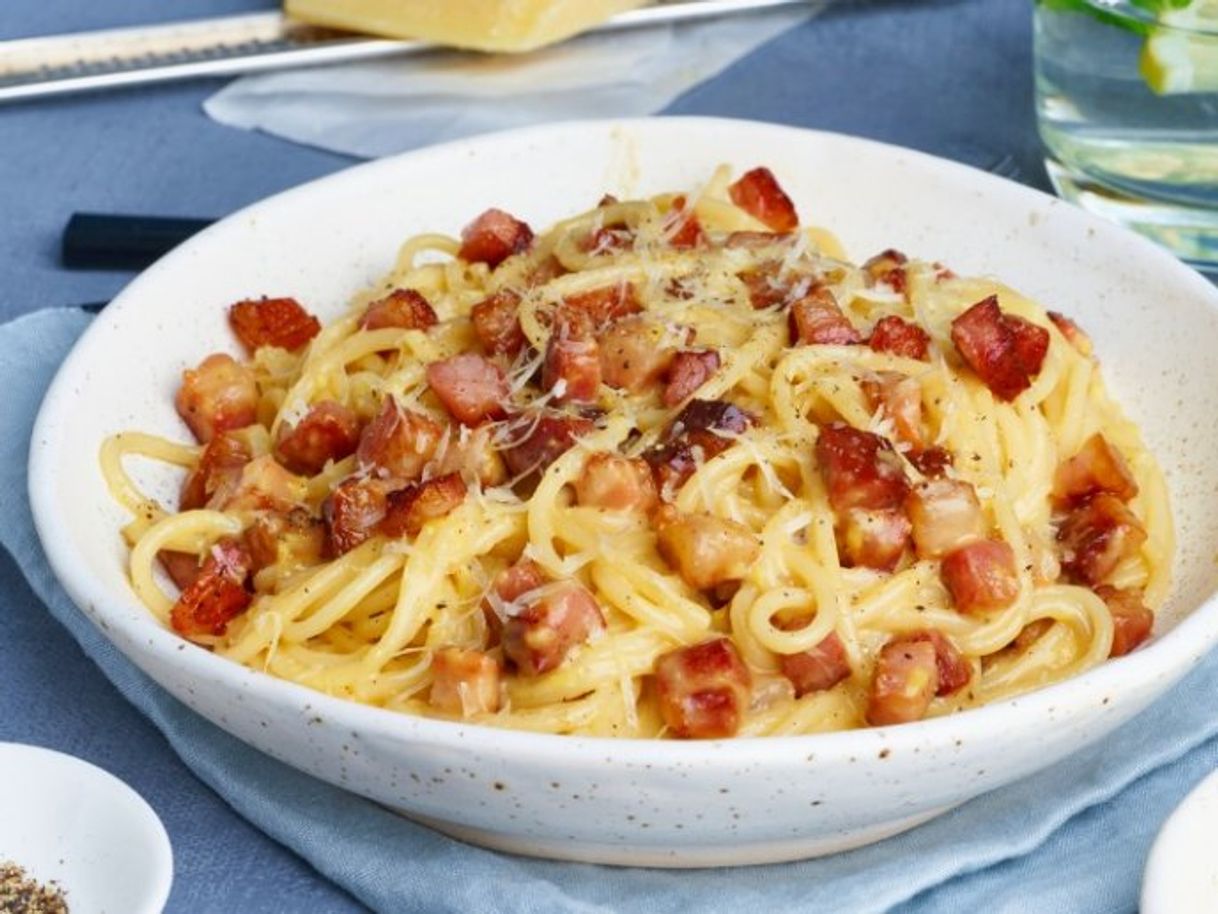 Social Espagueti Hawaiano con Jamón y Piña