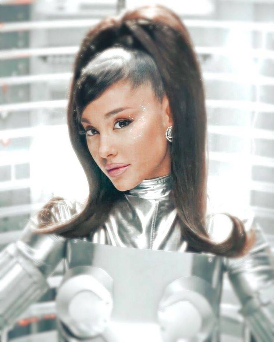 Social Ariana Grande - 34+35 (official video) - YouTube